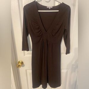 - Women’s velvet touch, brown three-quarter length sleeve dress size medium‎